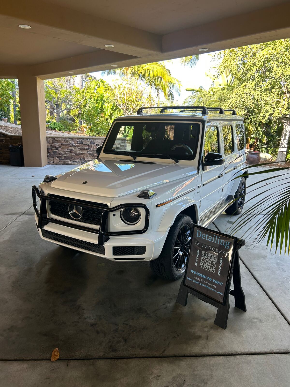 Mercedes G-Wagon detailed interior